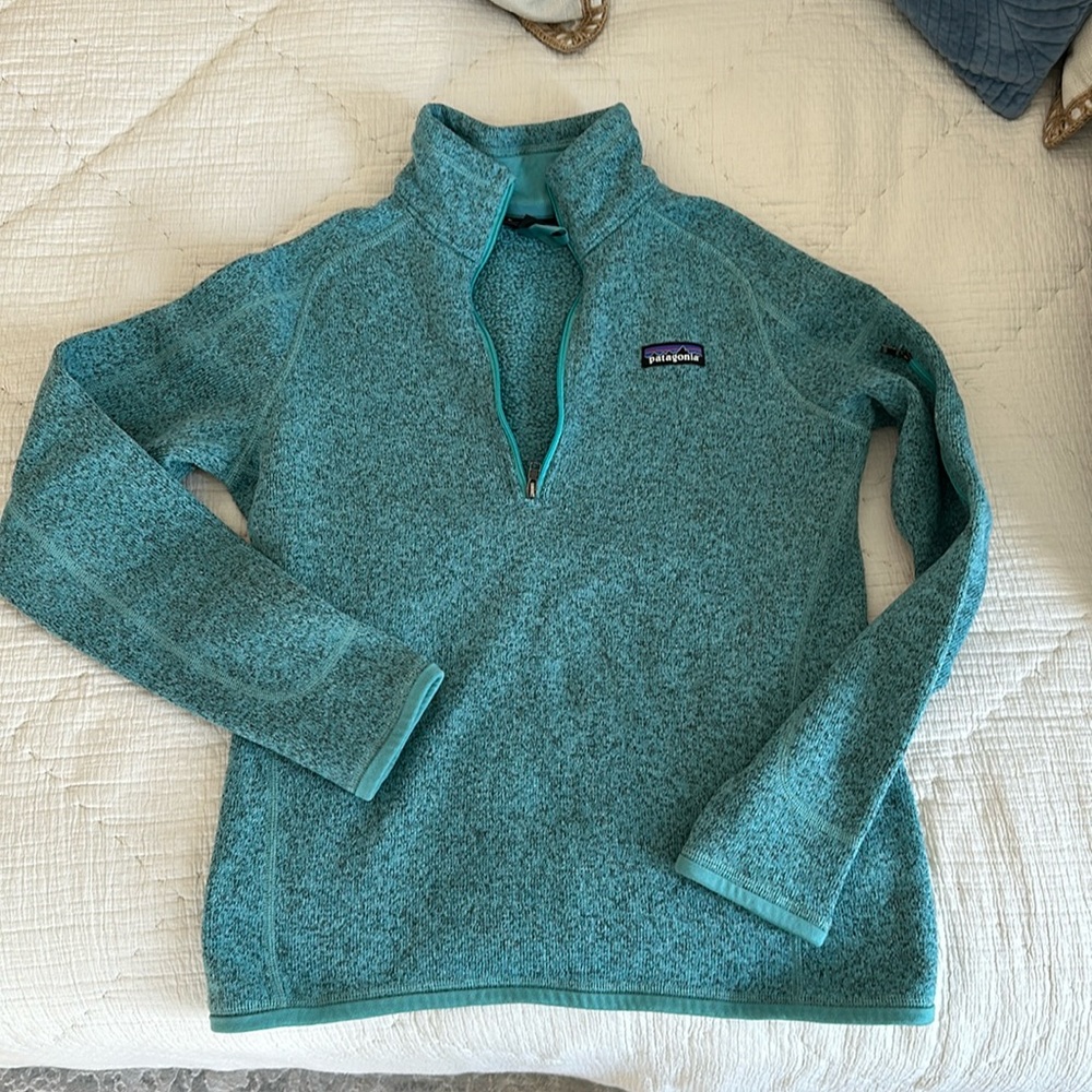 Women’s Patagonia Better Sweater 1/4 zip -size S